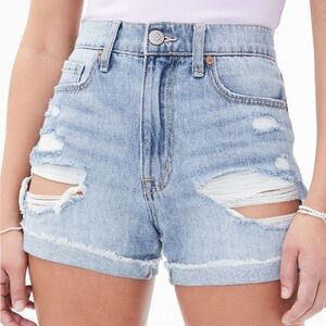 Aeropostale Ripped Mom Jean Shorts Light Wash  2